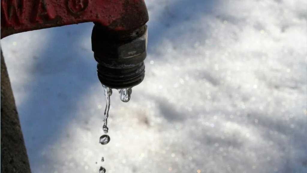 how to stop water damage at home