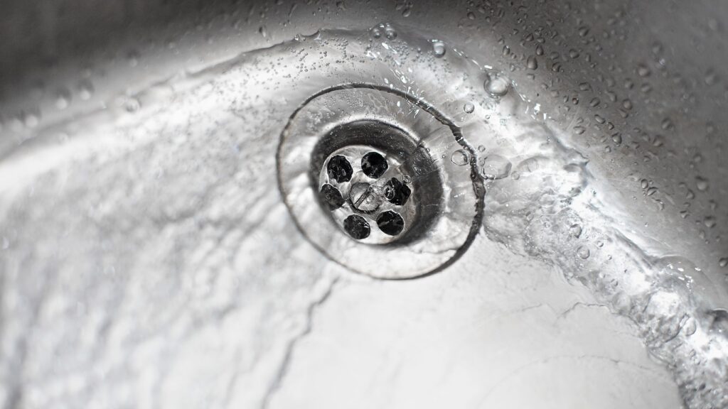ice maker leak protection system